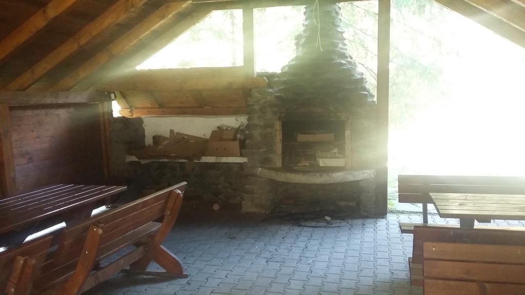 Chata Vo Vyhnanej Hotel Terchova Luaran gambar