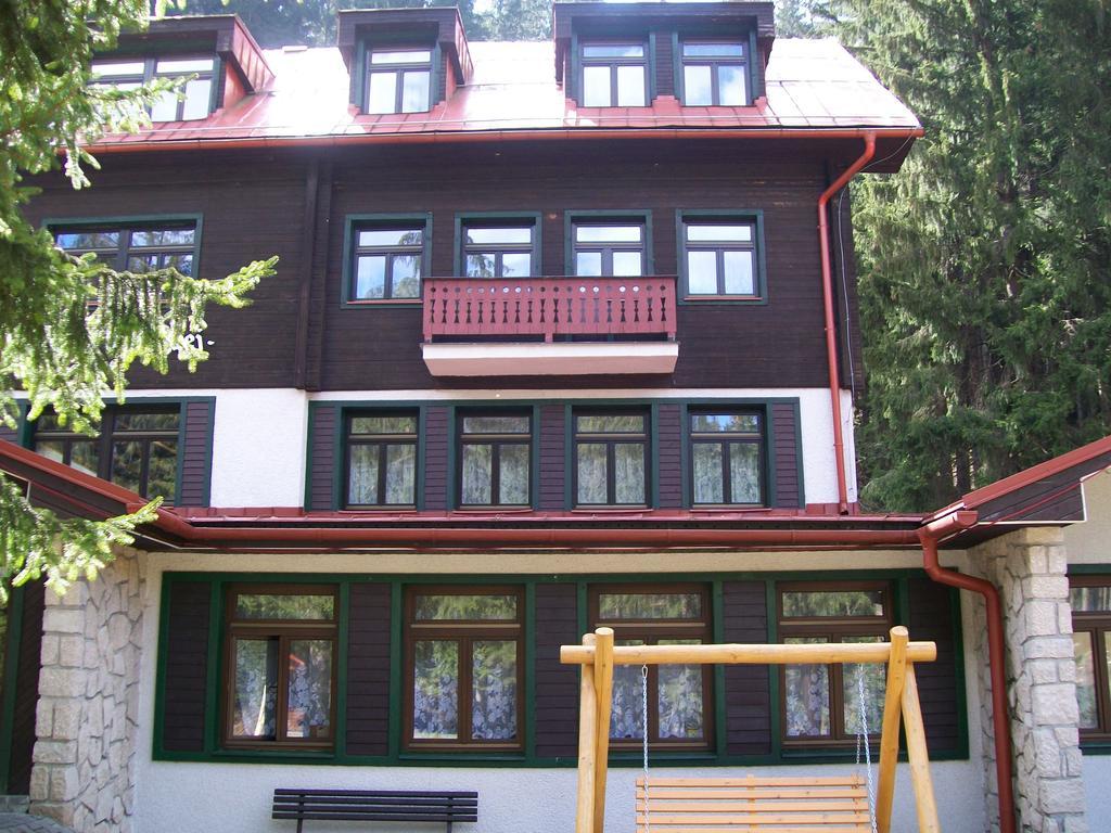 Chata Vo Vyhnanej Hotel Terchova Bilik gambar
